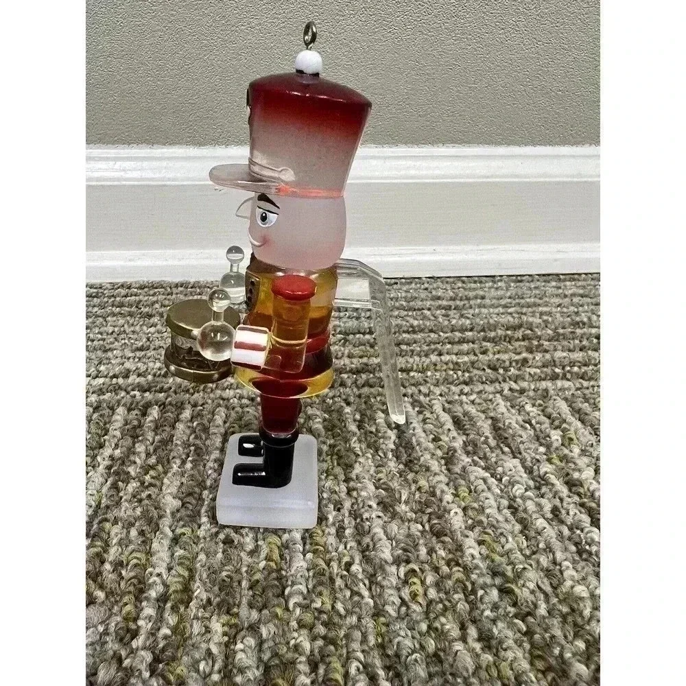 Unbranded plastic glass